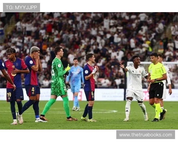 巴萨季前备战 7 月 13 日启动 14 日恢复一天双练开启弗里克时代新征程(1) 巴萨季前备战 7 月 13 日启动 14 日恢复一天双练开启弗里克时代新征程(1)