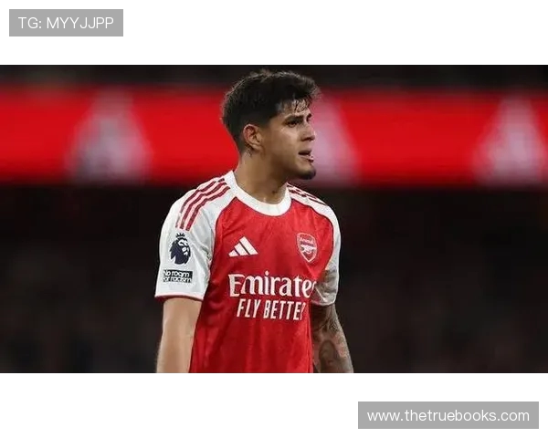 阿森纳官宣帕尔特伊离队！5 年功勋自由身告别，中场重组启动签布伦特福德铁腰